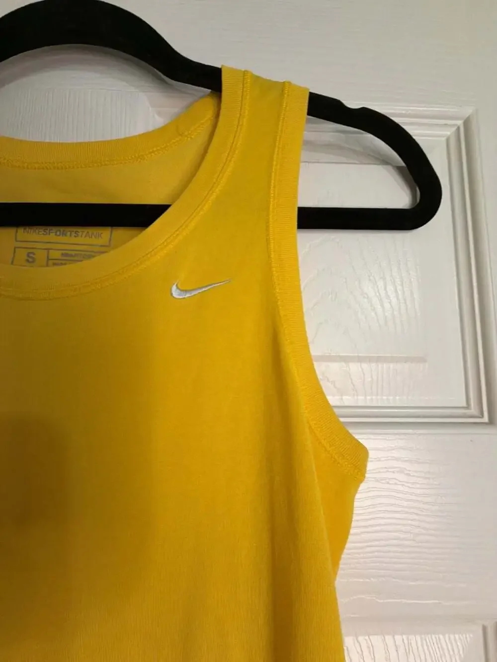 Nike Women's Sport Tank Athletic Training Top Yellow Size Small